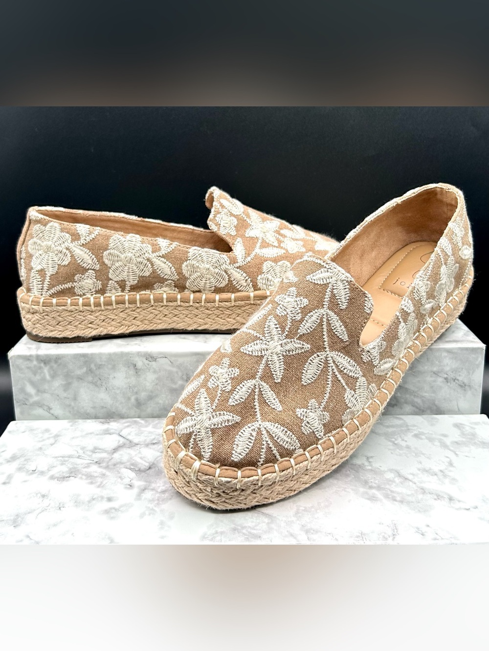 JOIE Cara-BF Beige Floral Embroidered Espadrille Slip-On. Size 7.5 M